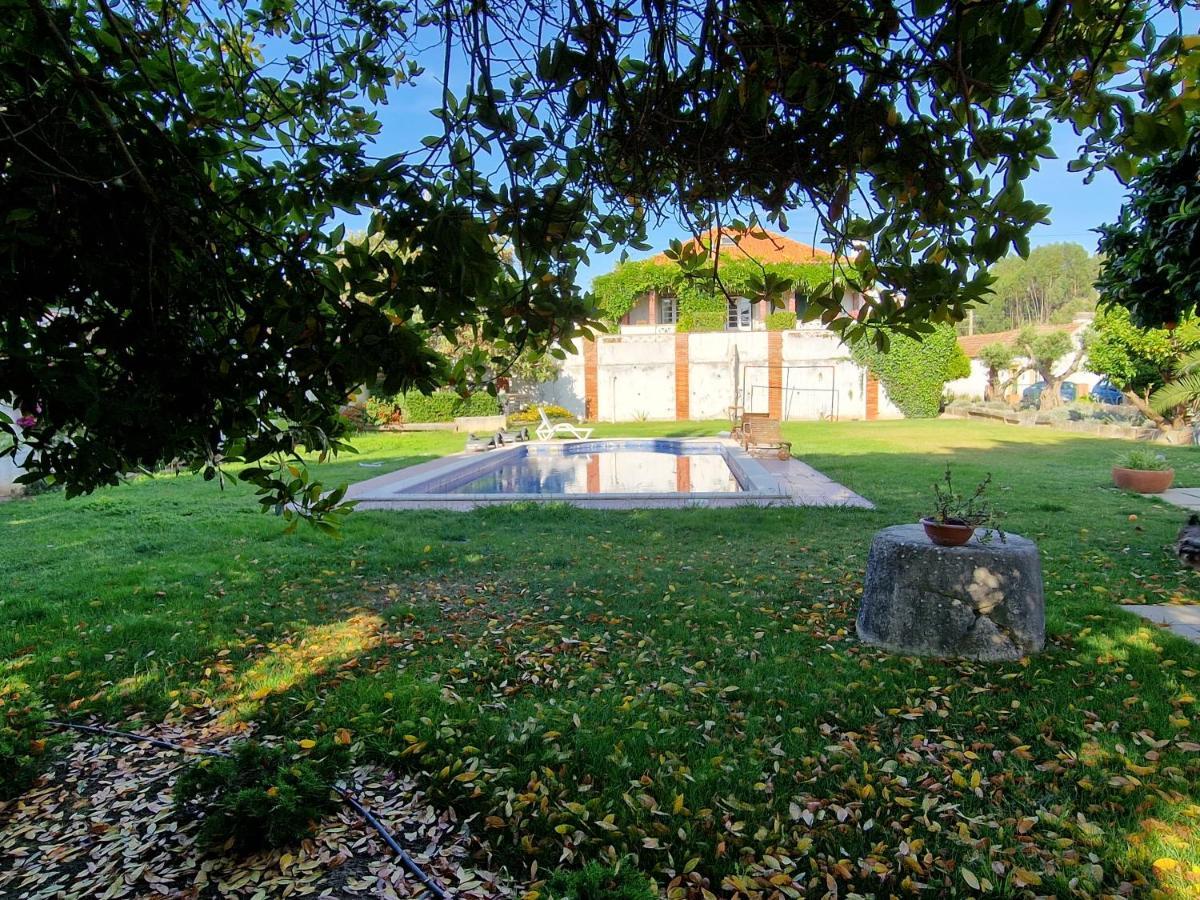Casa Nikana Turcifal Exterior photo